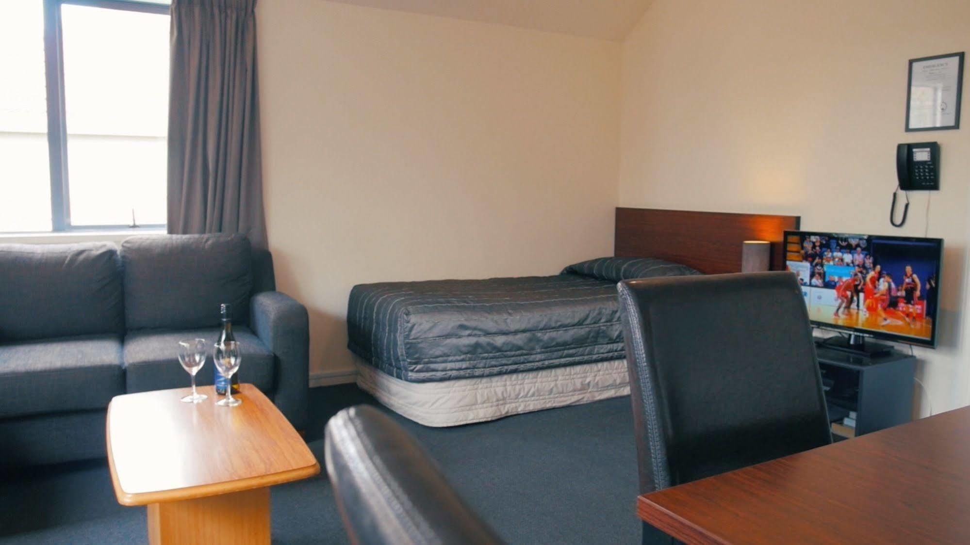 Sherborne Motor Lodge Christchurch Ngoại thất bức ảnh