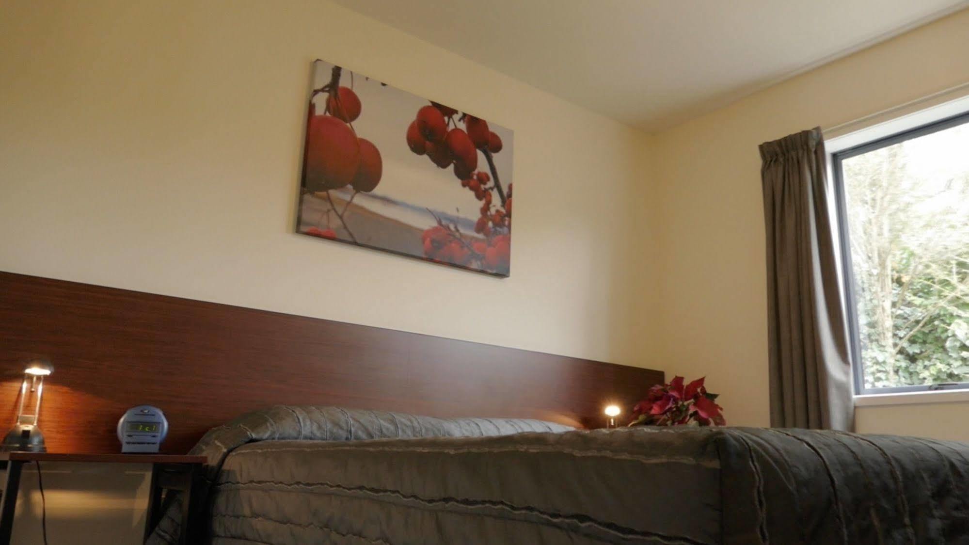 Sherborne Motor Lodge Christchurch Ngoại thất bức ảnh