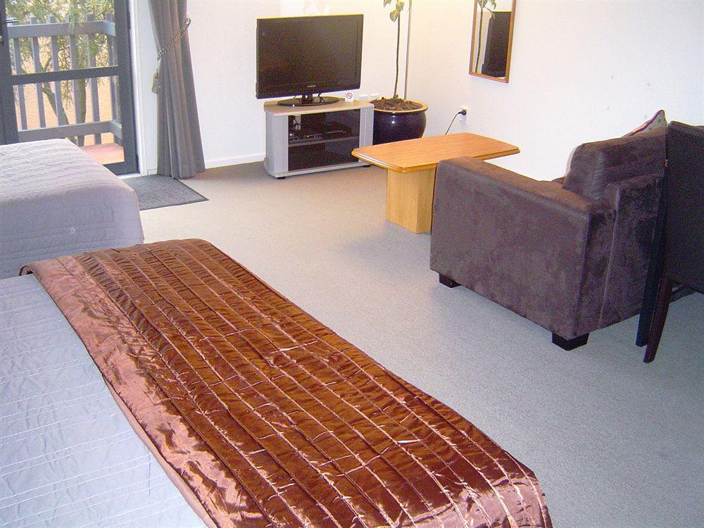 Sherborne Motor Lodge Christchurch Ngoại thất bức ảnh